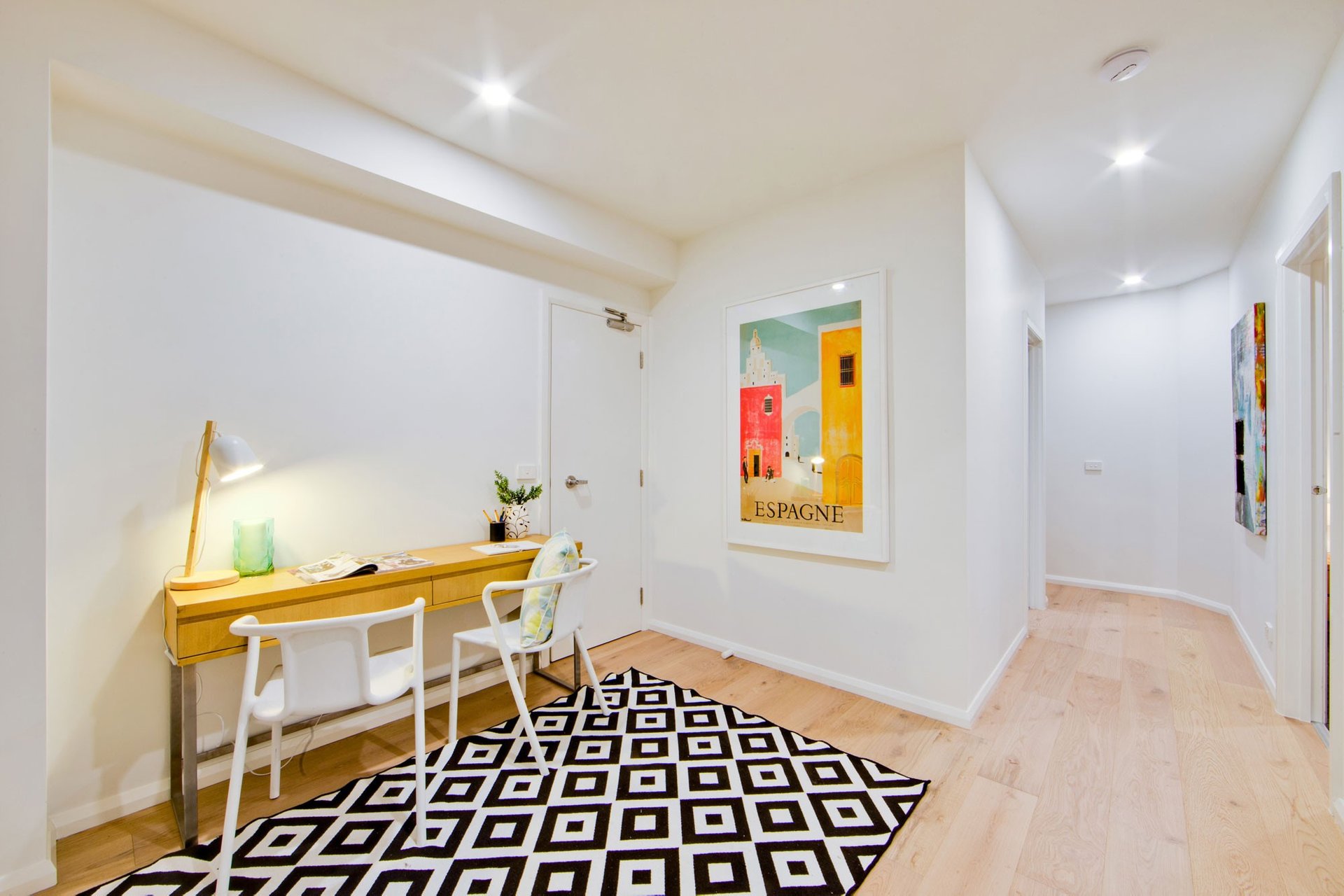 8/17 Bent Street, Bentleigh image 6