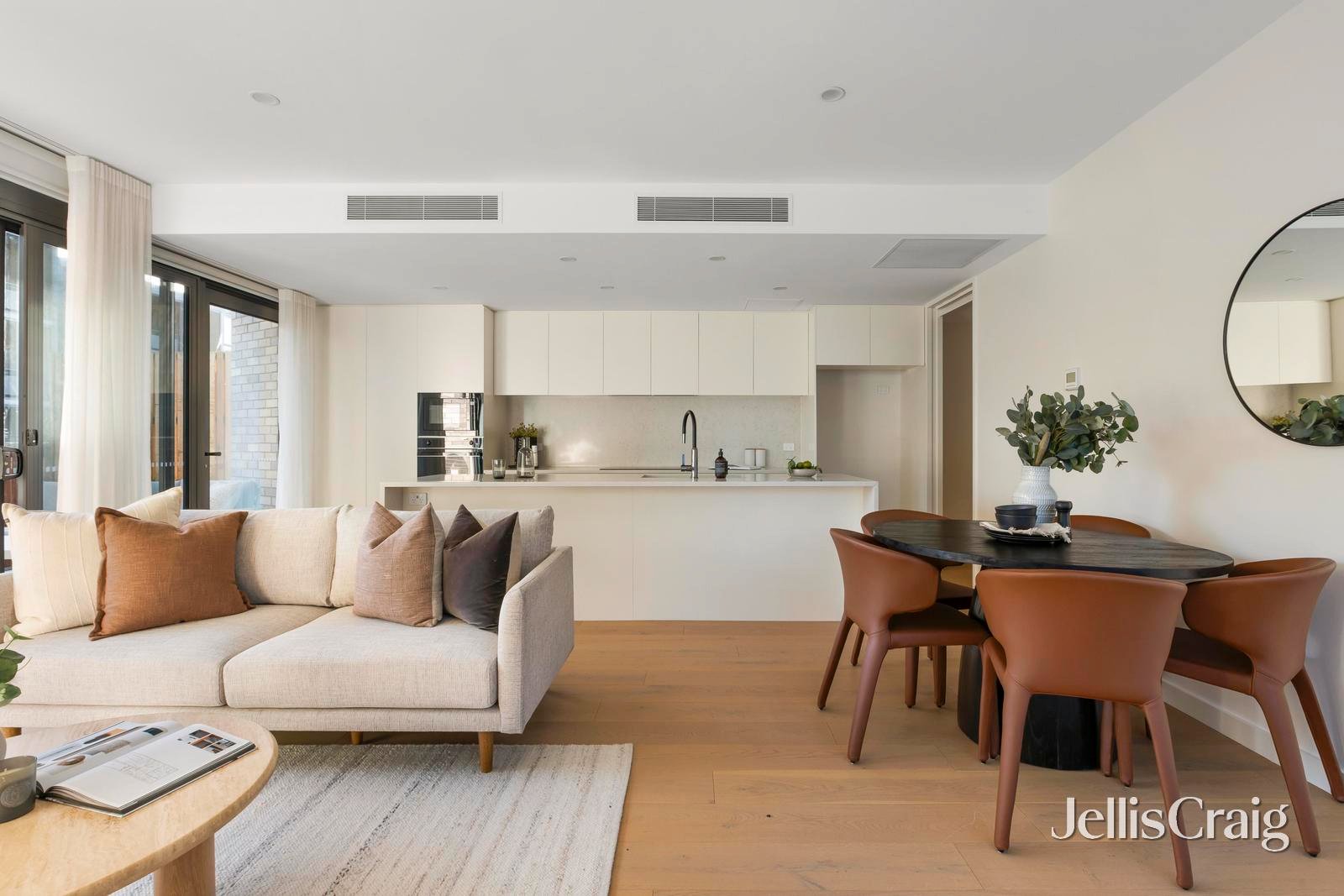 8/17 Cedric Street, Ivanhoe&nbsp;East image 1