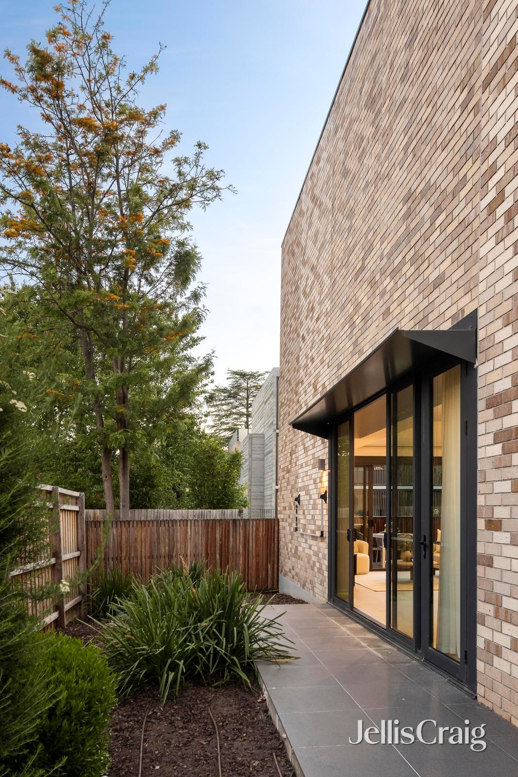 8/17 Cedric Street, Ivanhoe&nbsp;East image 6