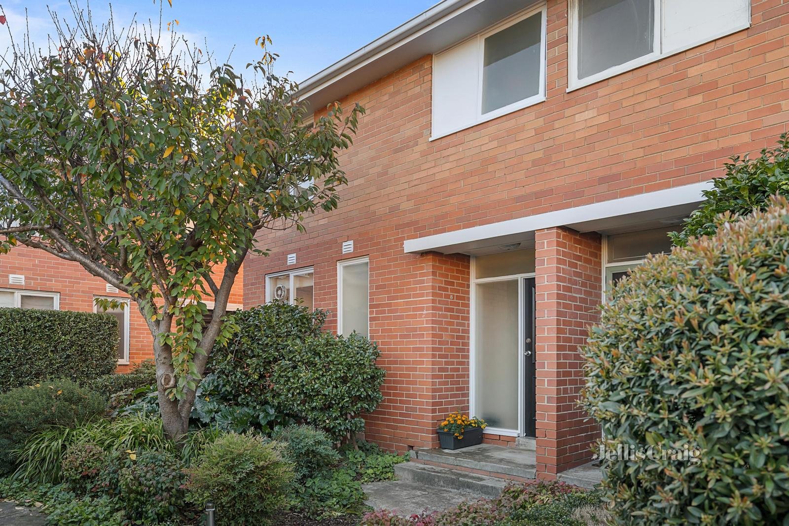 8/17 Como Avenue, South Yarra image 3