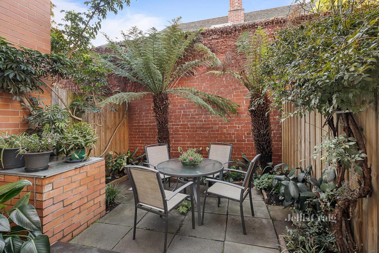 8/17 Como Avenue, South Yarra image 5
