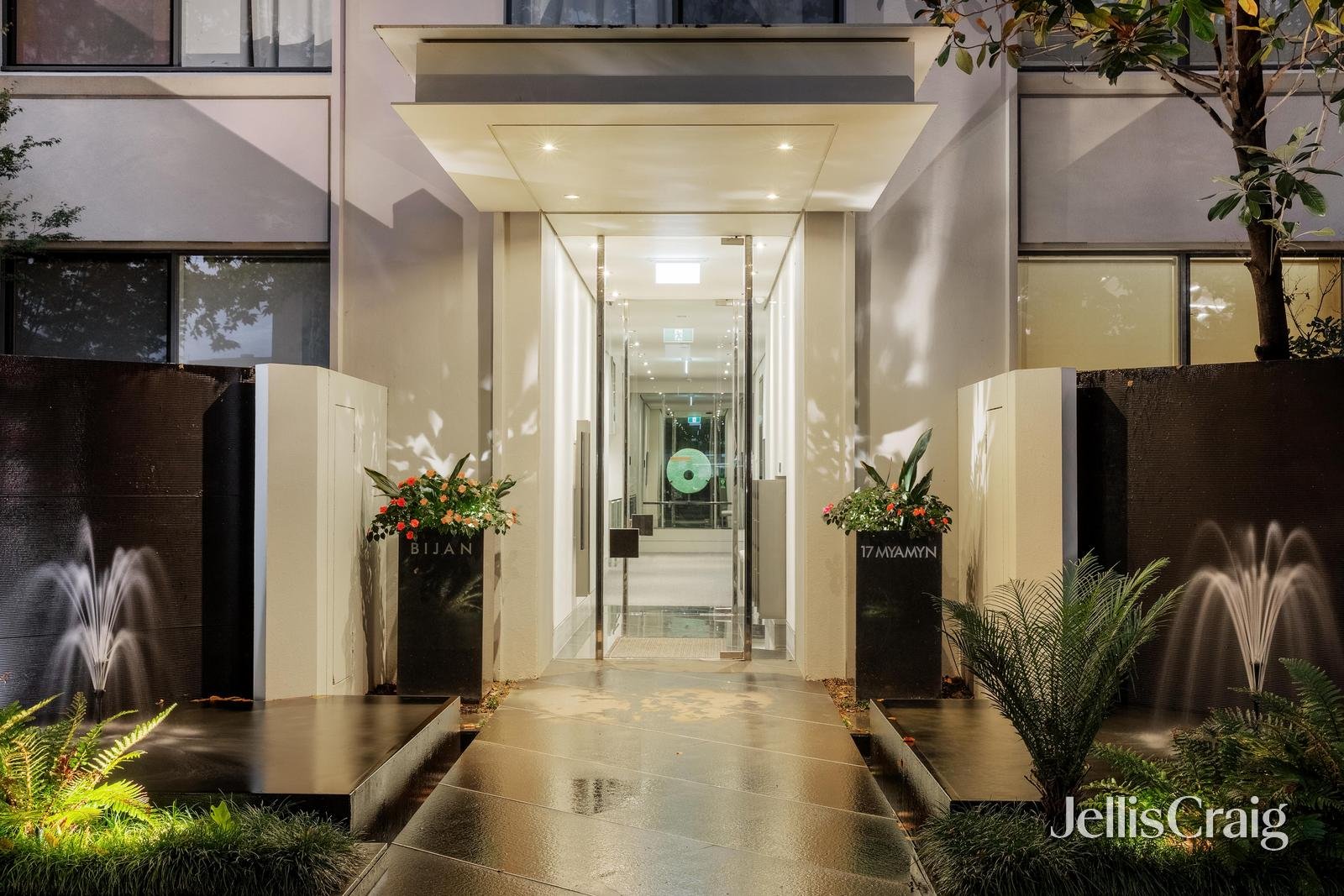 8/17 Myamyn Street, Armadale image 20