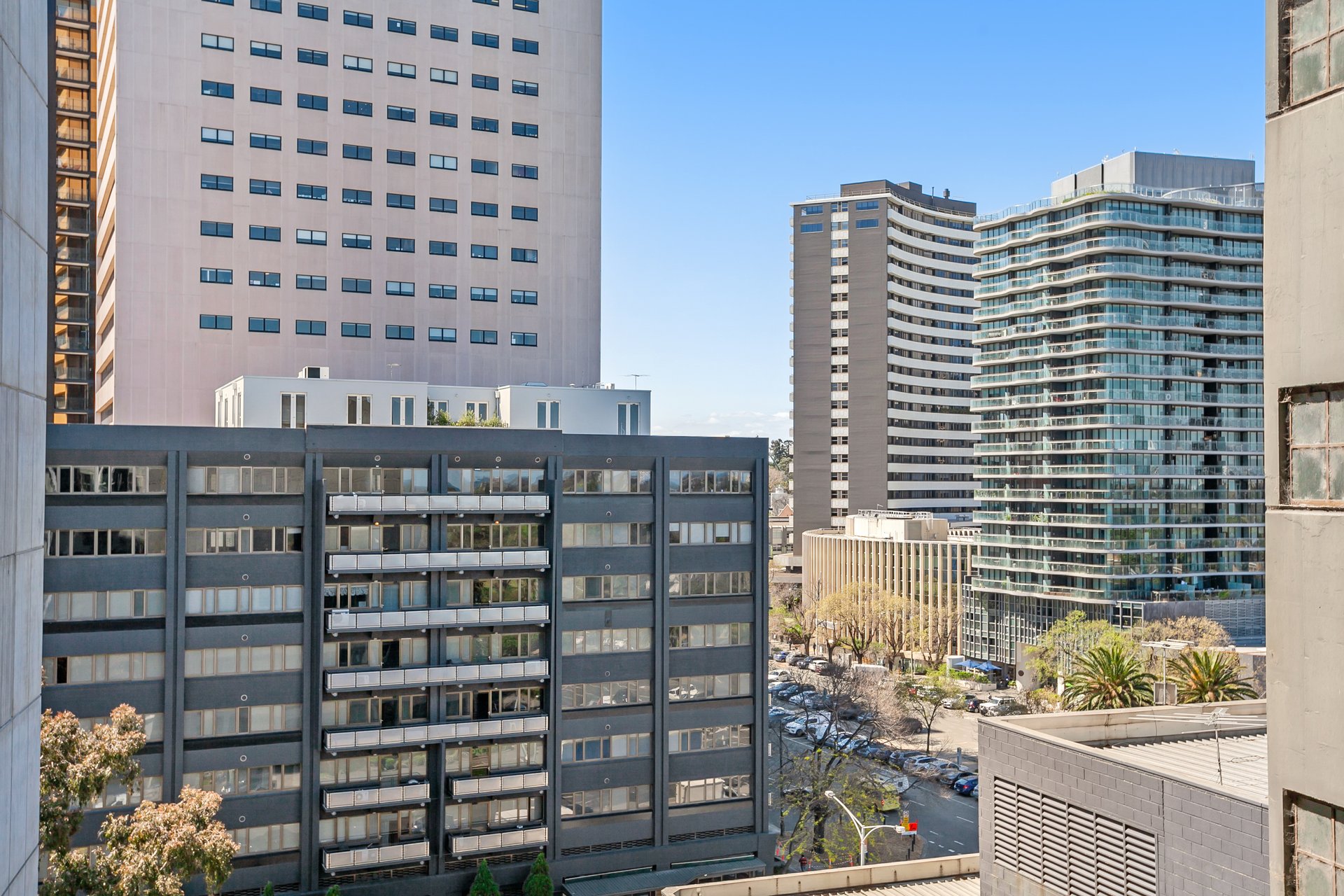 817/338 Kings Way, South Melbourne image 11