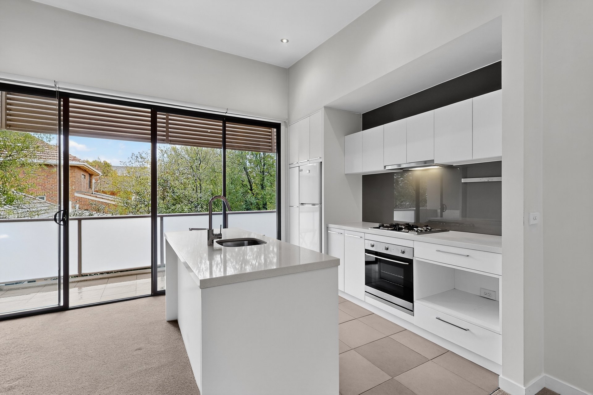 8/179 Riversdale Road, Hawthorn image 4