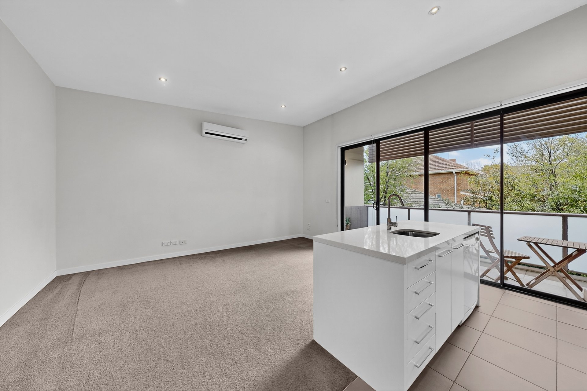 8/179 Riversdale Road, Hawthorn image 3