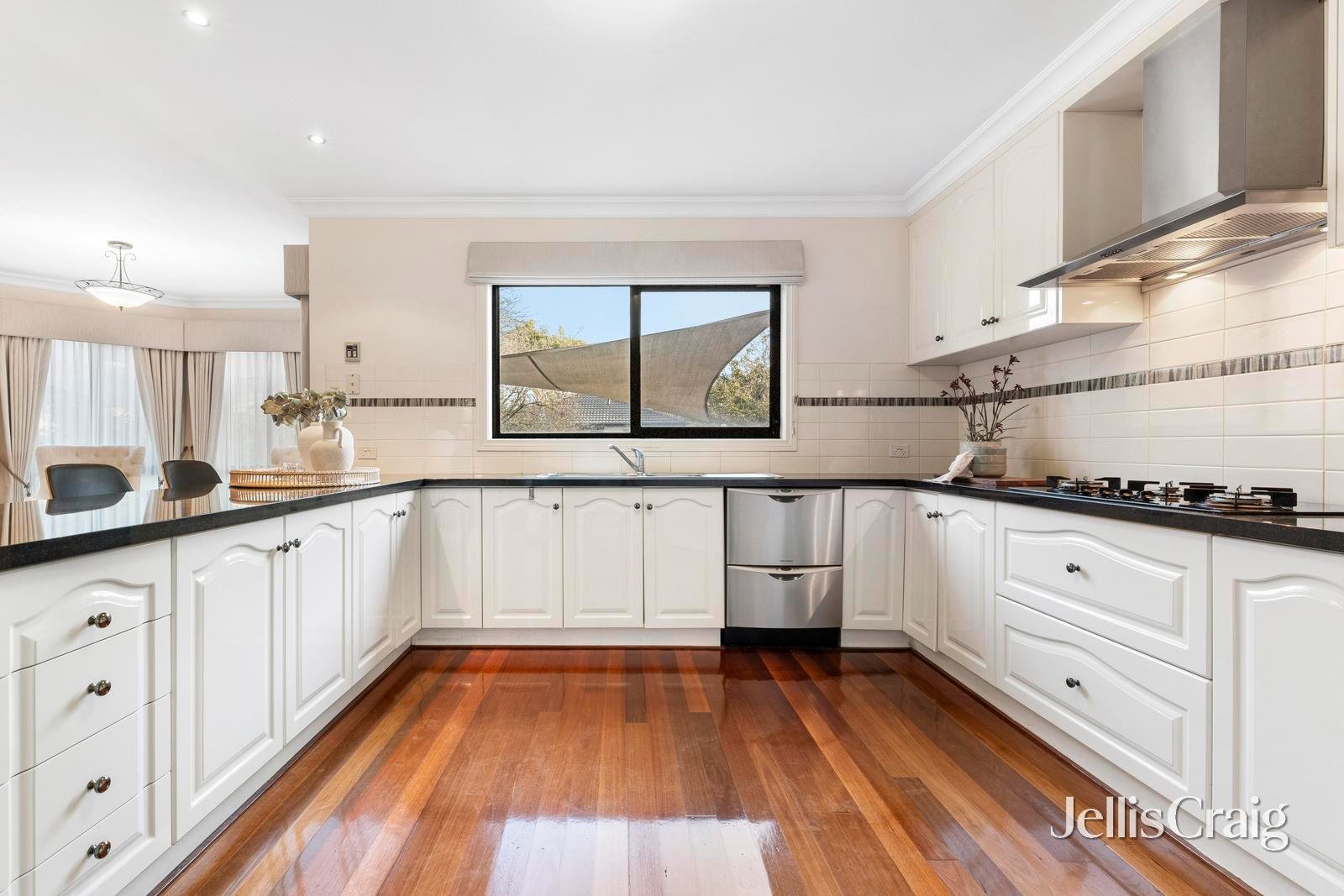 818 Highbury Road, Glen&nbsp;Waverley image 10