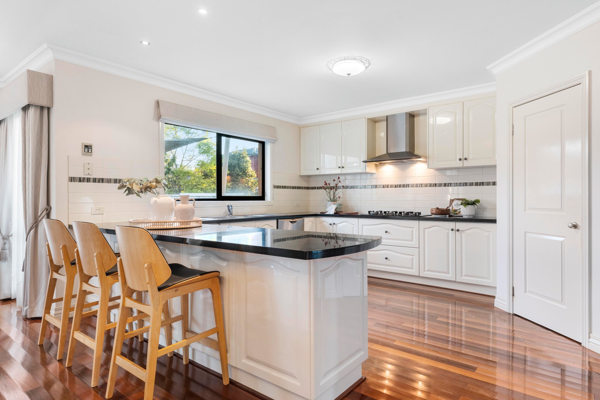 818 Highbury Road, Glen&nbsp;Waverley image 12