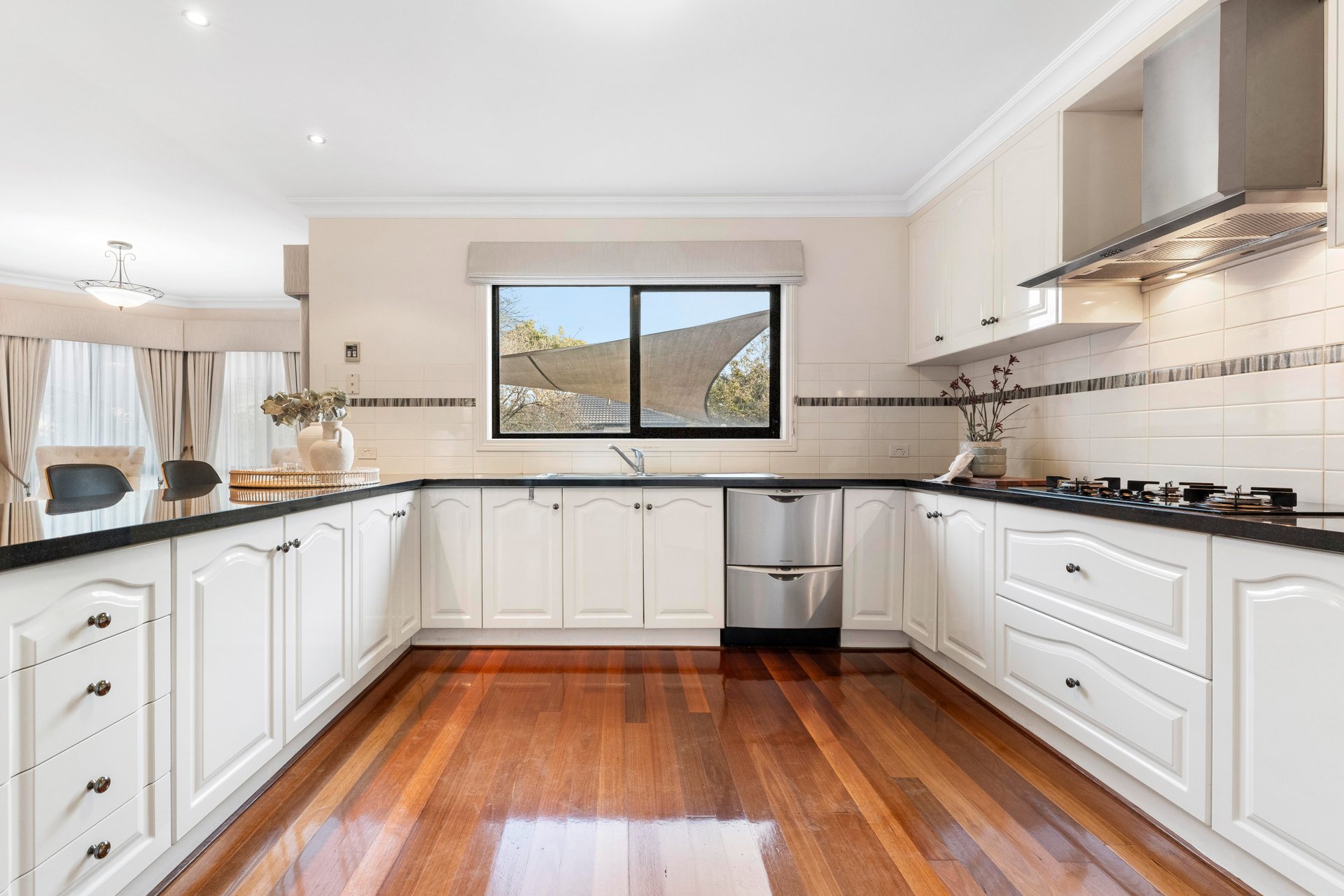 818 Highbury Road, Glen&nbsp;Waverley image 10