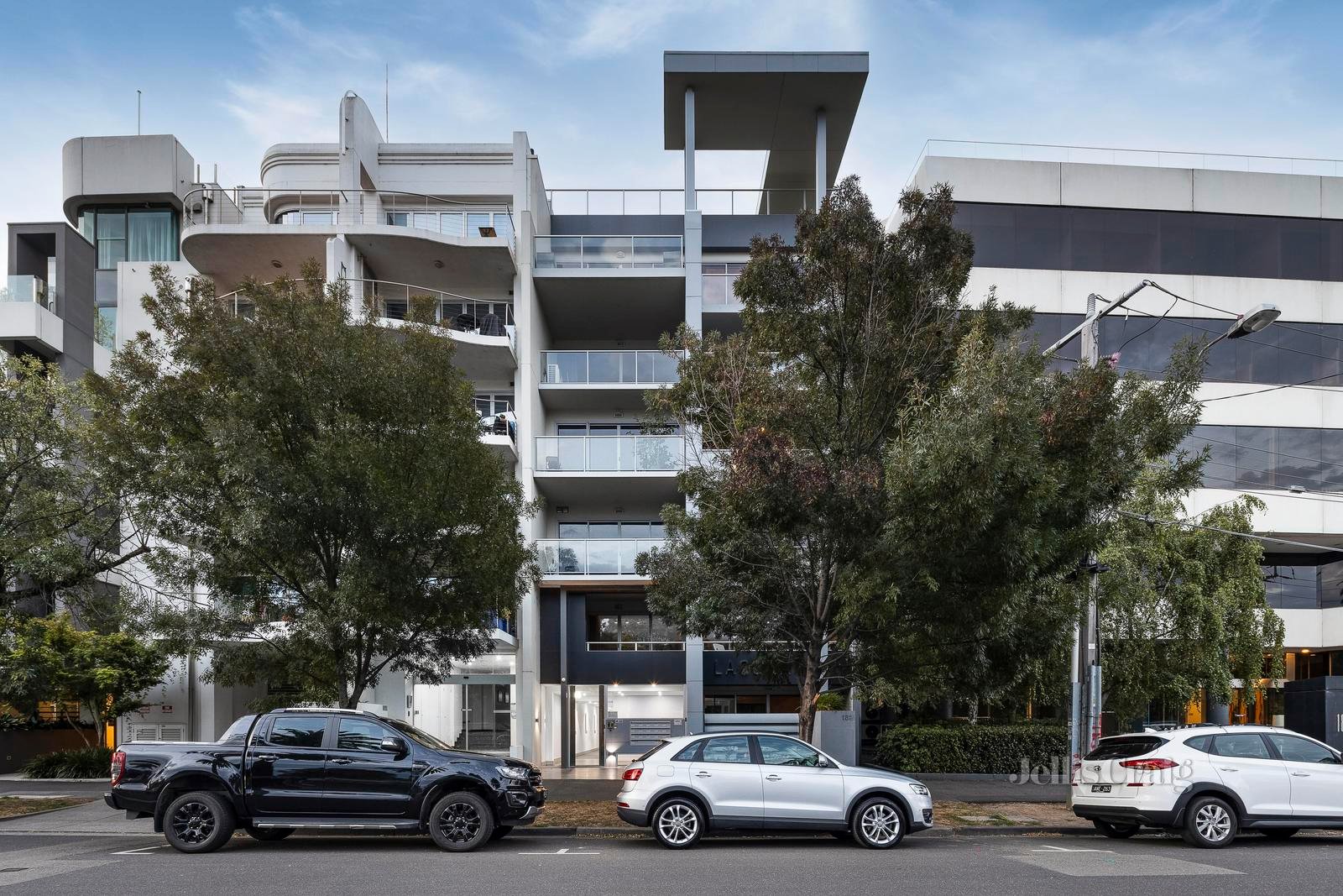 8/182 Albert Road, South Melbourne image 11