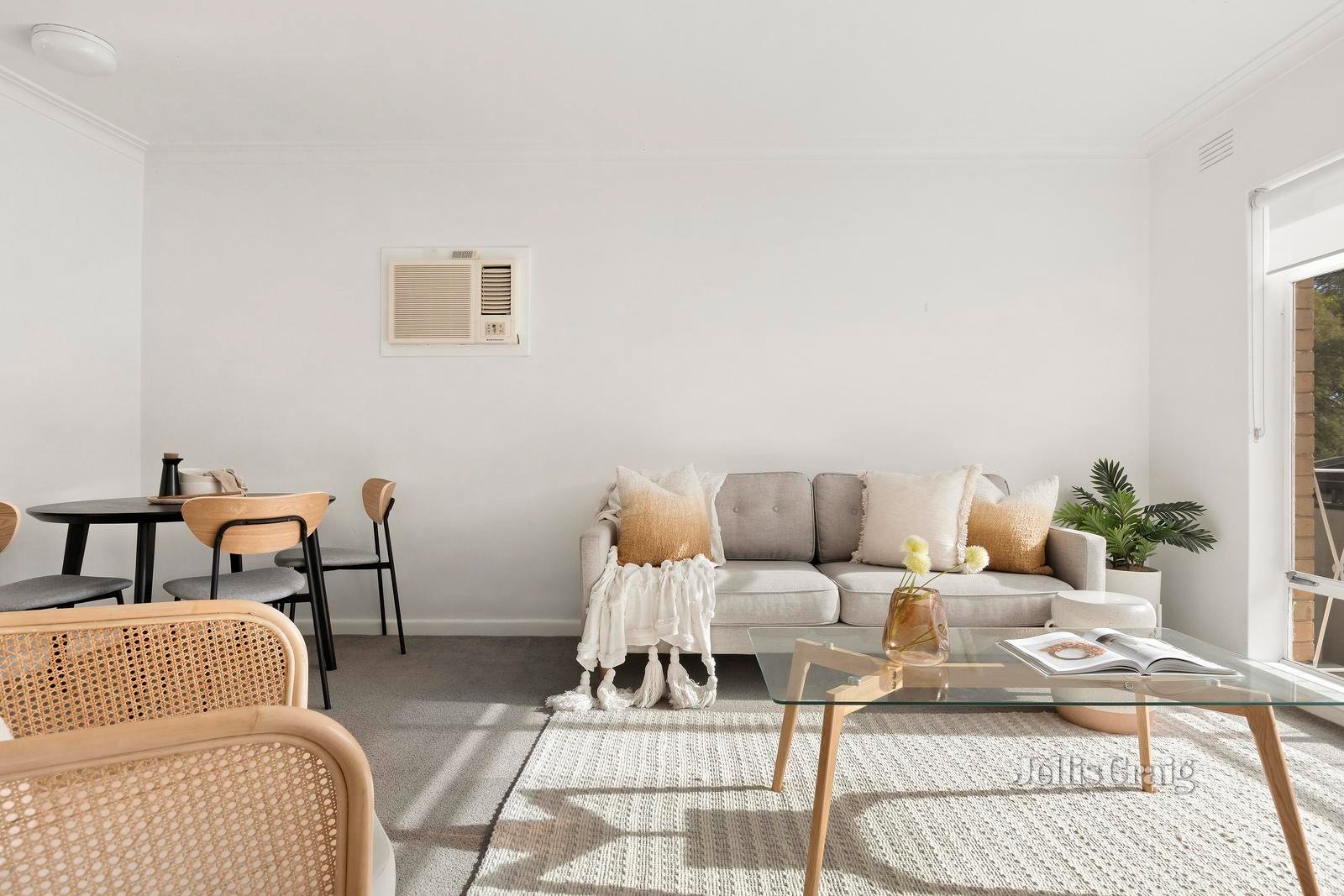 8/19 Grosvenor Street, Moonee Ponds image 3