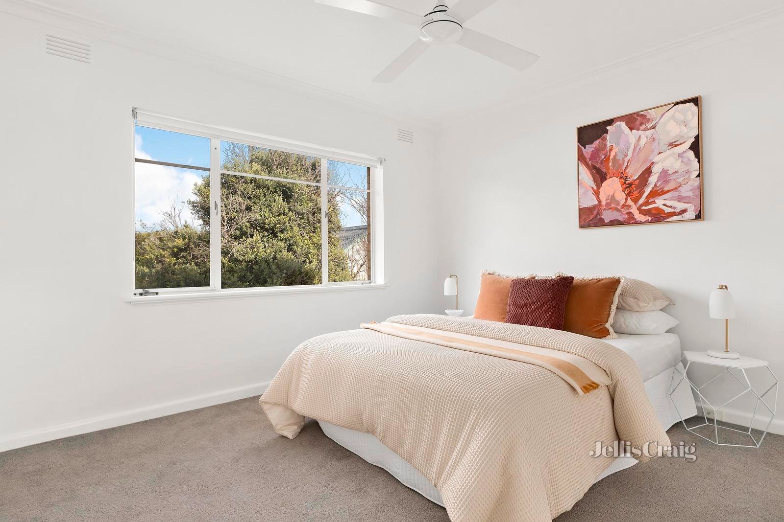 8/19 Grosvenor Street, Moonee Ponds image 6