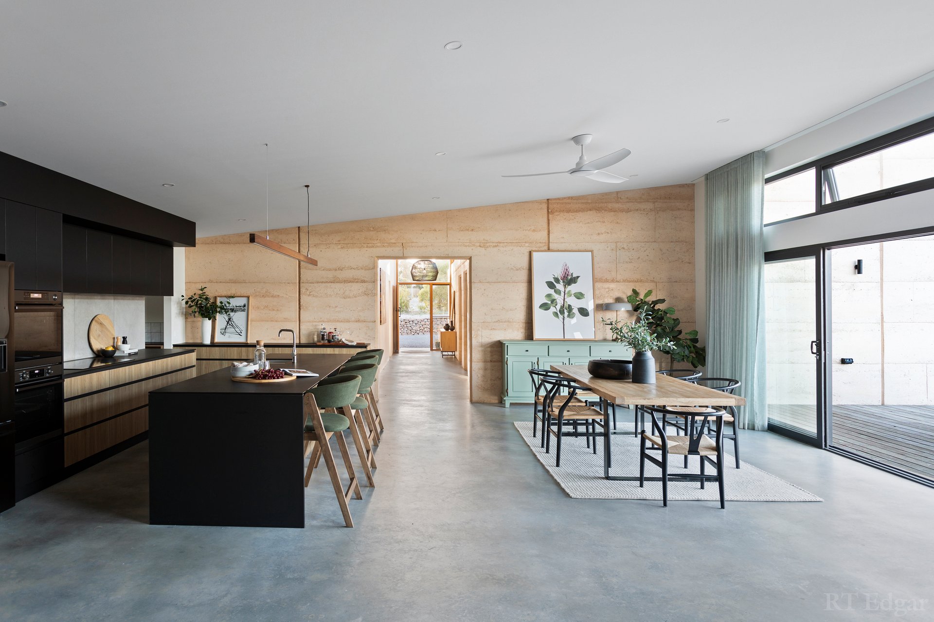 Property Gallery - Main Image