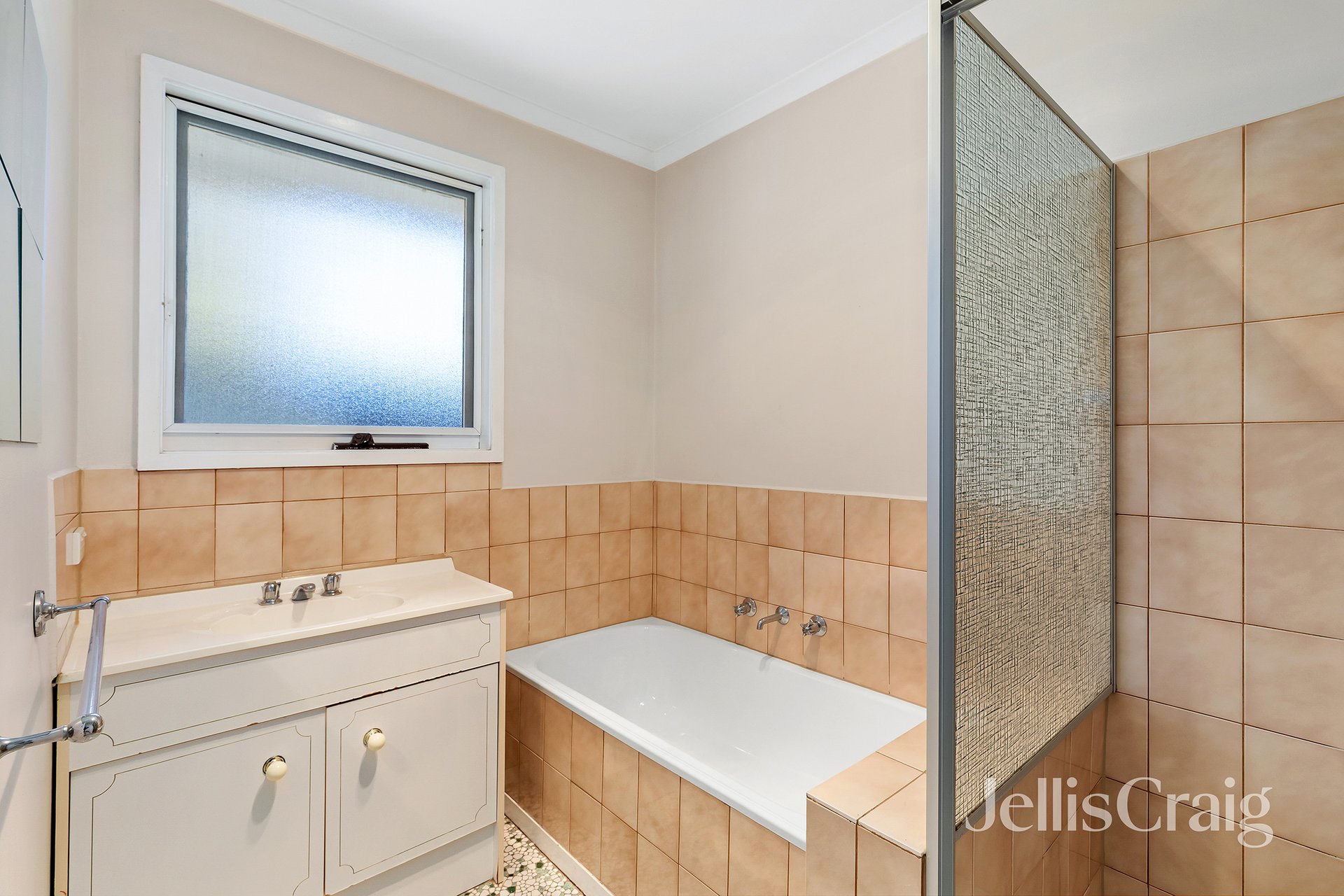 8/19 Lower Plenty Road, Rosanna image 9