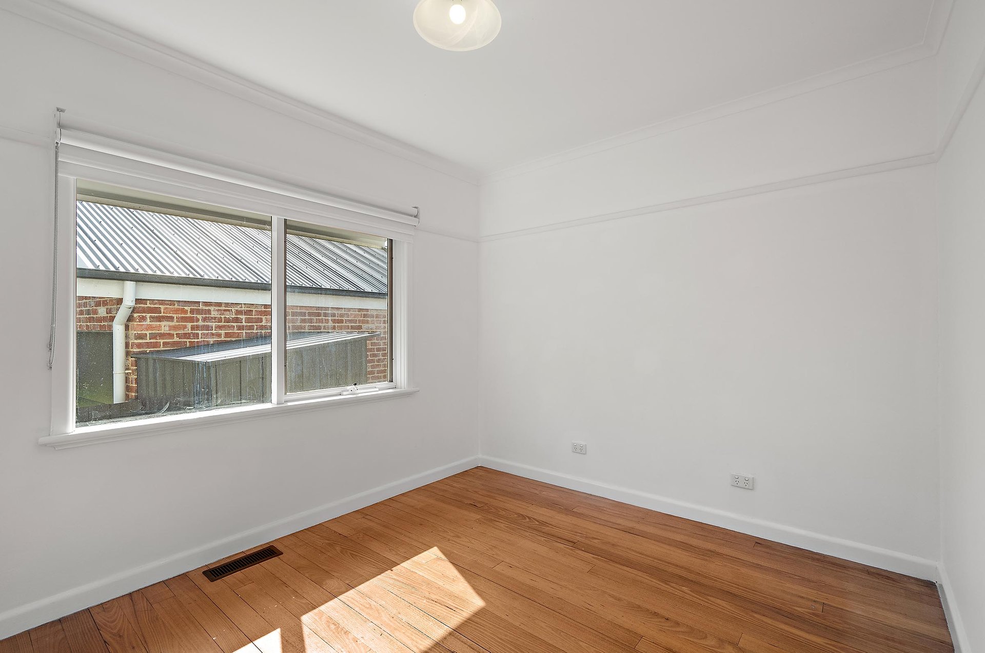 819 Mt Dandenong Road, Montrose image 8