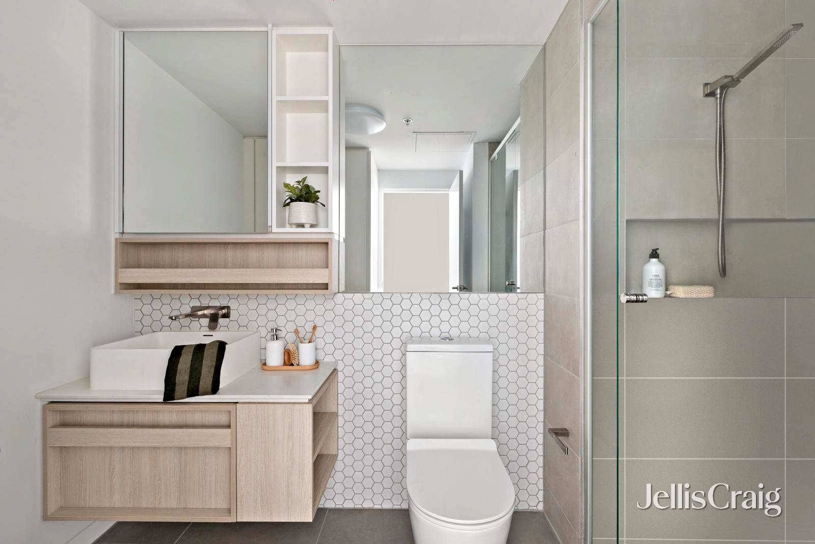 819/40 Hall Street, Moonee&nbsp;Ponds image 6