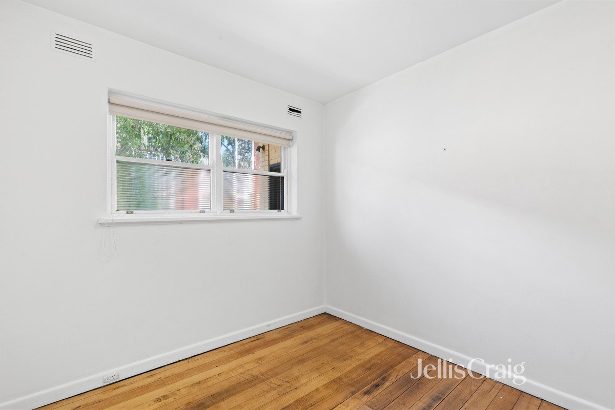 8/195 Brighton Road, Elwood image 5