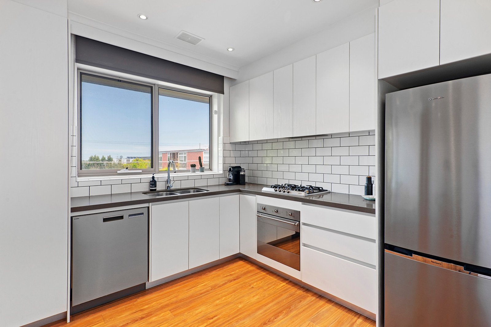 Property Gallery Thumbnail 4