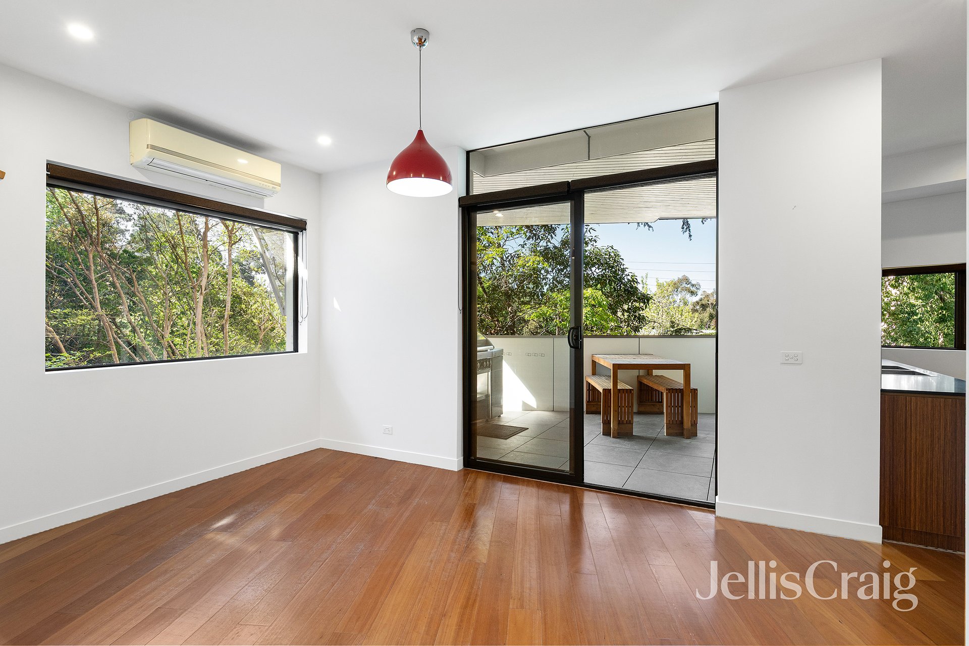 8/1A Burgundy Street, Heidelberg image 3