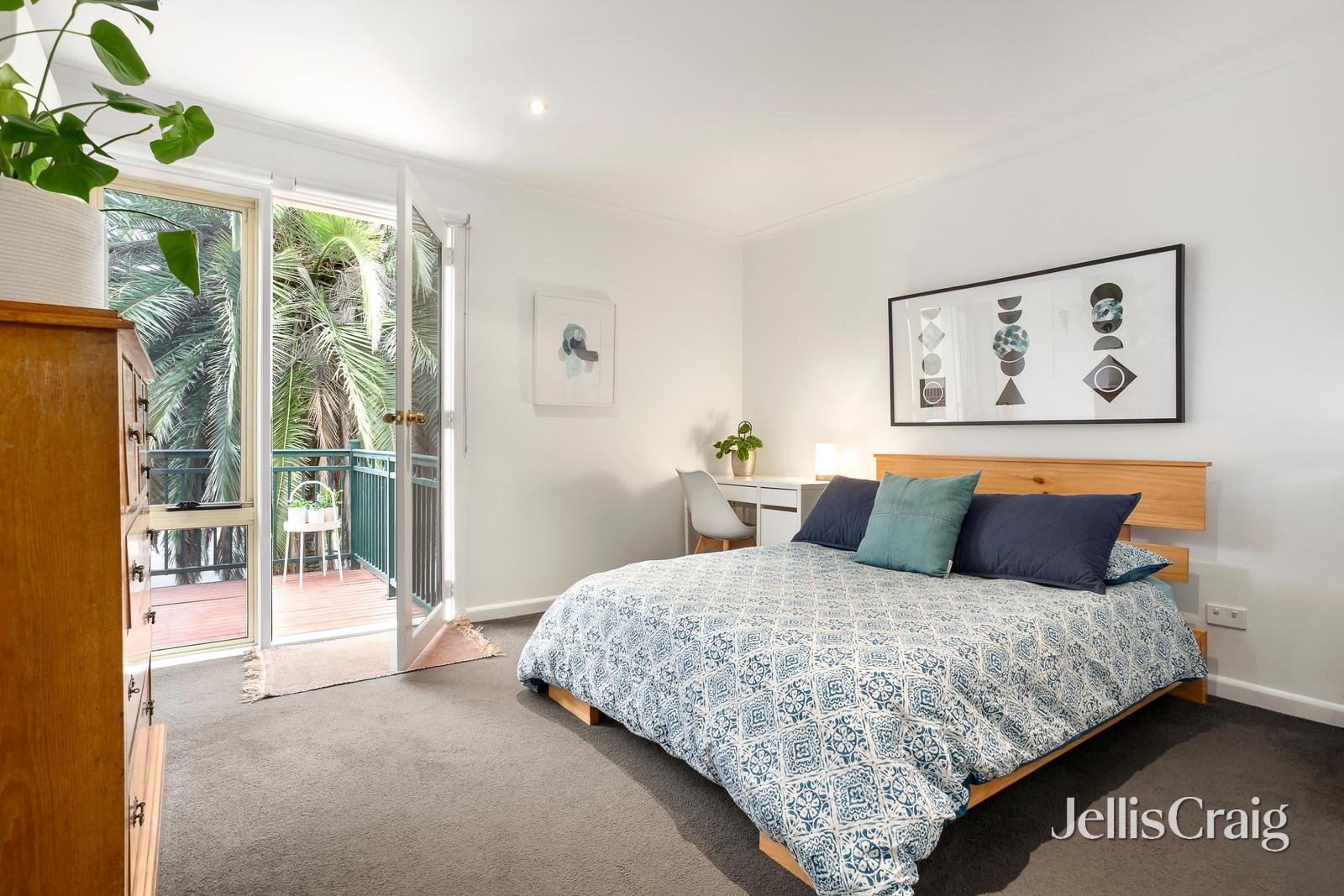 8/1A Main Drive, Bundoora image 8