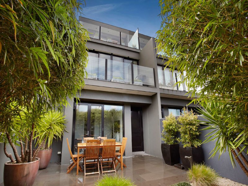 81a Ormond Esplanade, Elwood image 1