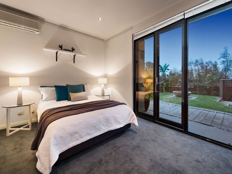 81B Ormond Esplanade, Elwood image 12