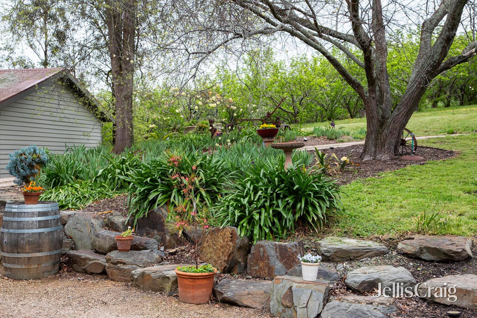 82 Alma Road, Panton&nbsp;Hill image 26
