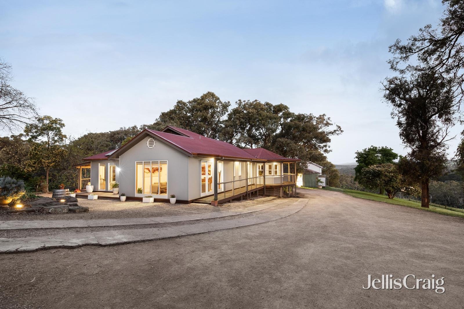 82 Alma Road, Panton&nbsp;Hill image 30