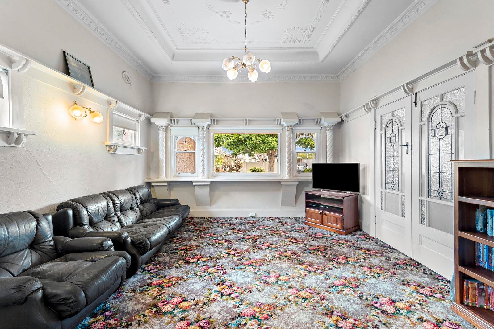Property Gallery Thumbnail 3