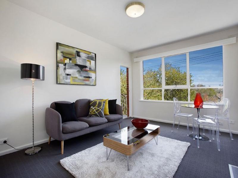 8/2 Brook Street, Hawthorn image 3