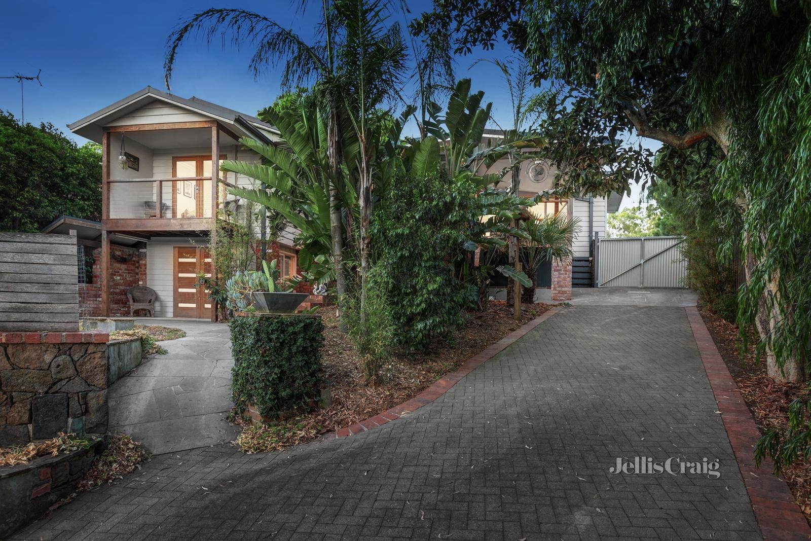 82 Buena Vista Drive, Montmorency image 2