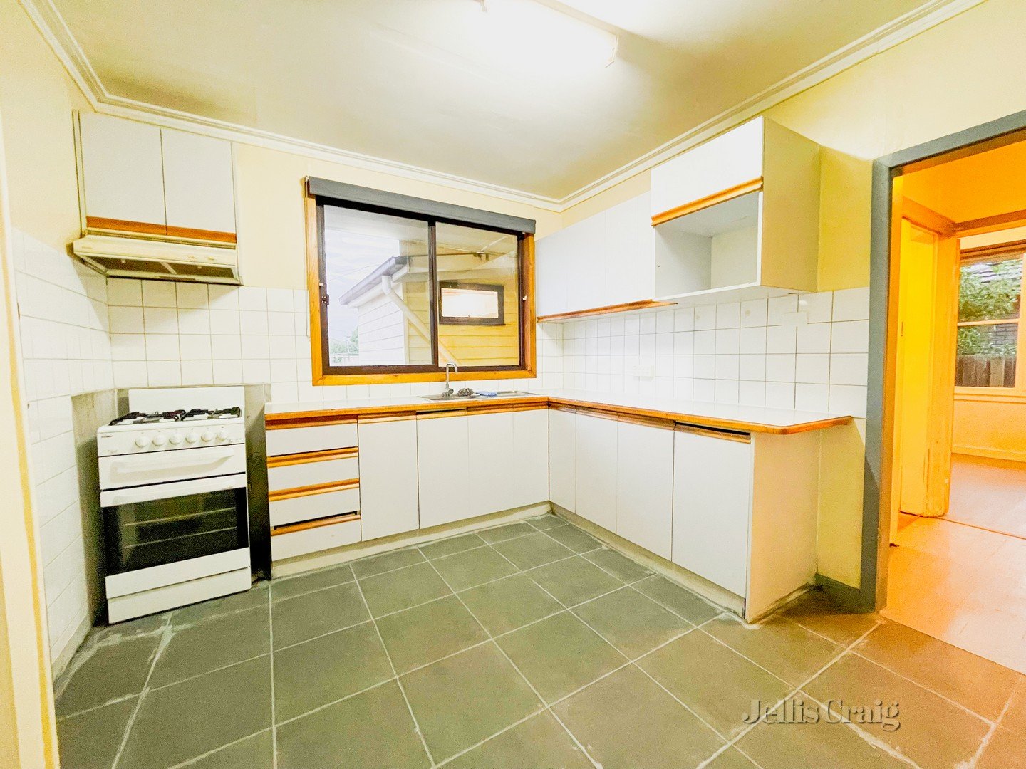 82 Darnley Street, Braybrook image 9