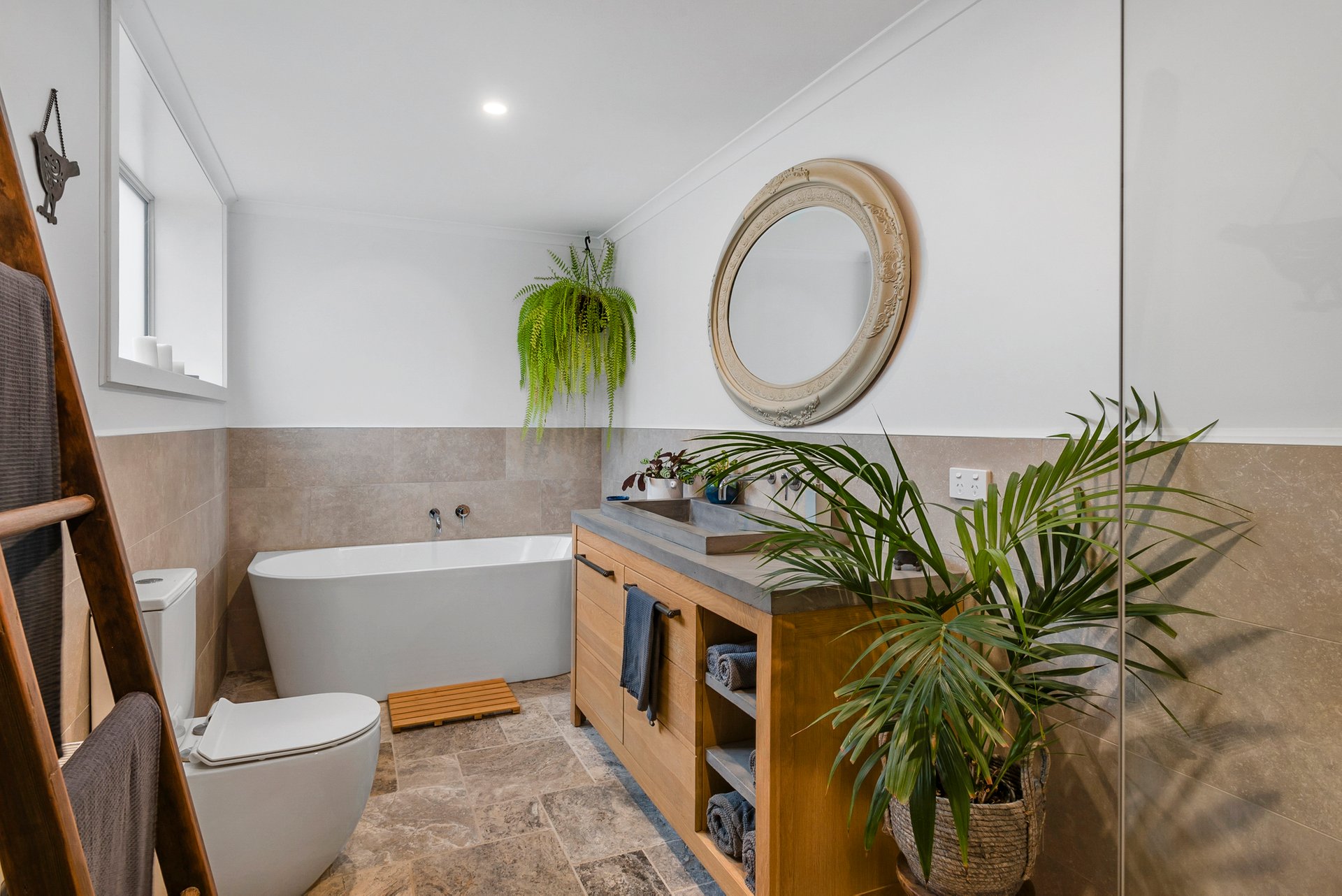Property Gallery Thumbnail 12
