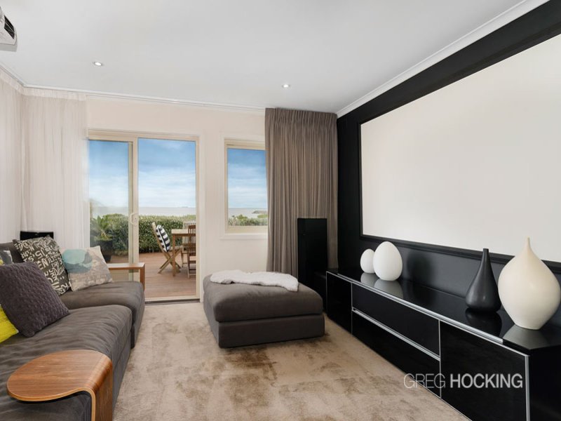 82 Esplanade, Williamstown image 10