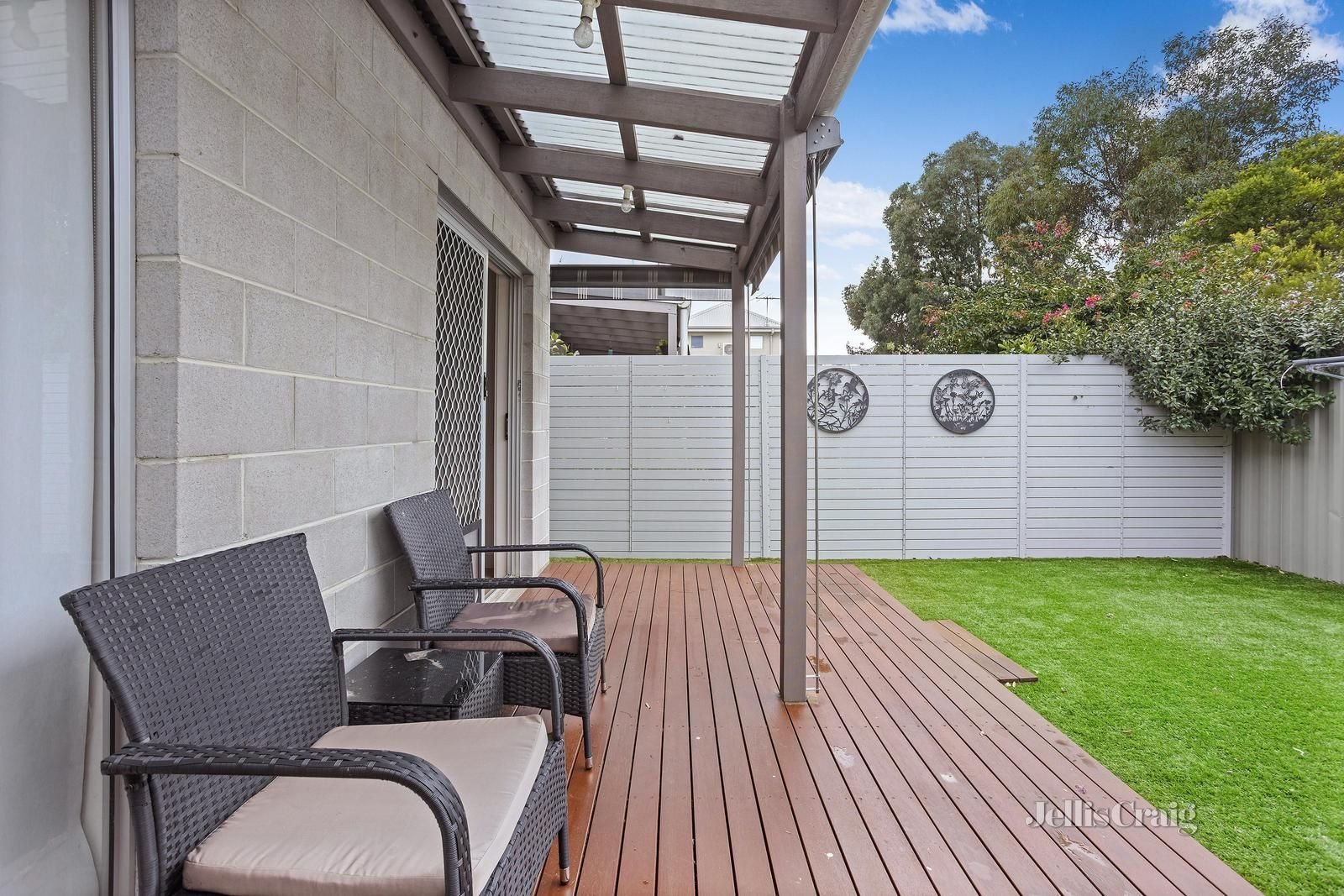 82 Graham Street, Newport image 5