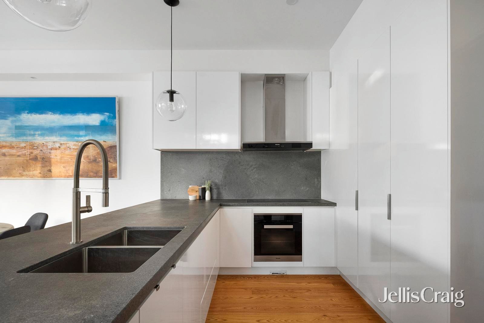 82 Halifax Street, Brighton image 7