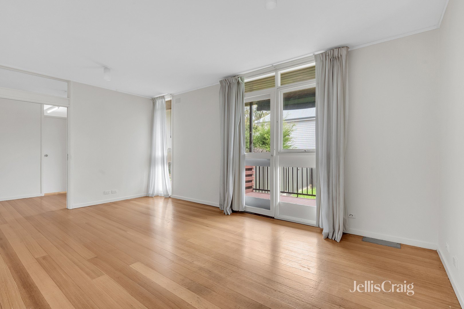 82 Hanmer Street, Williamstown image 8
