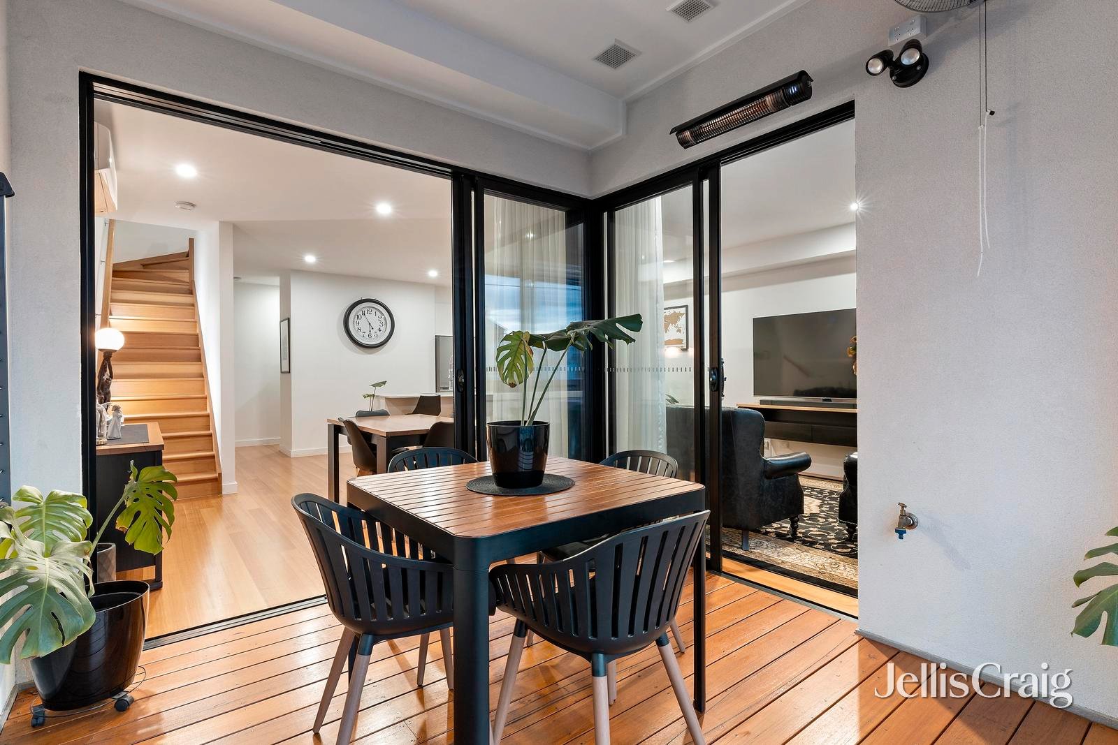 8/2 Lamb Street, Moonee Ponds image 6