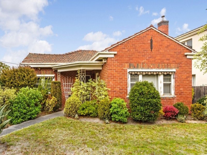 82 Maud Street, Balwyn North image 2