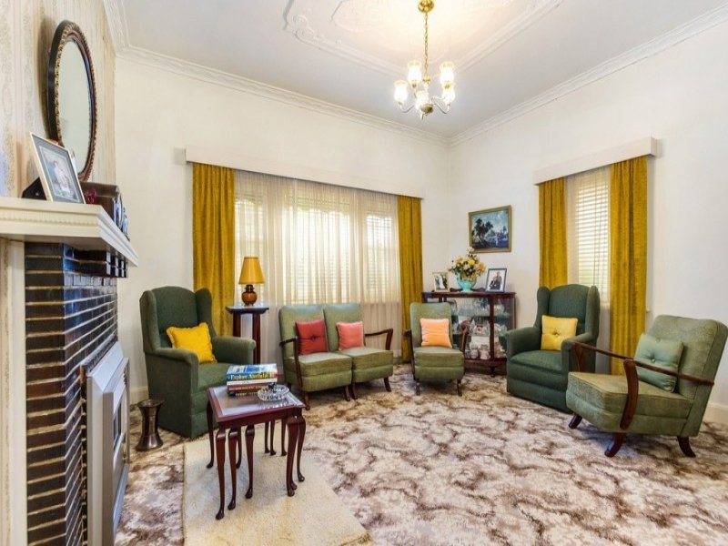 82 Maud Street, Balwyn North image 3