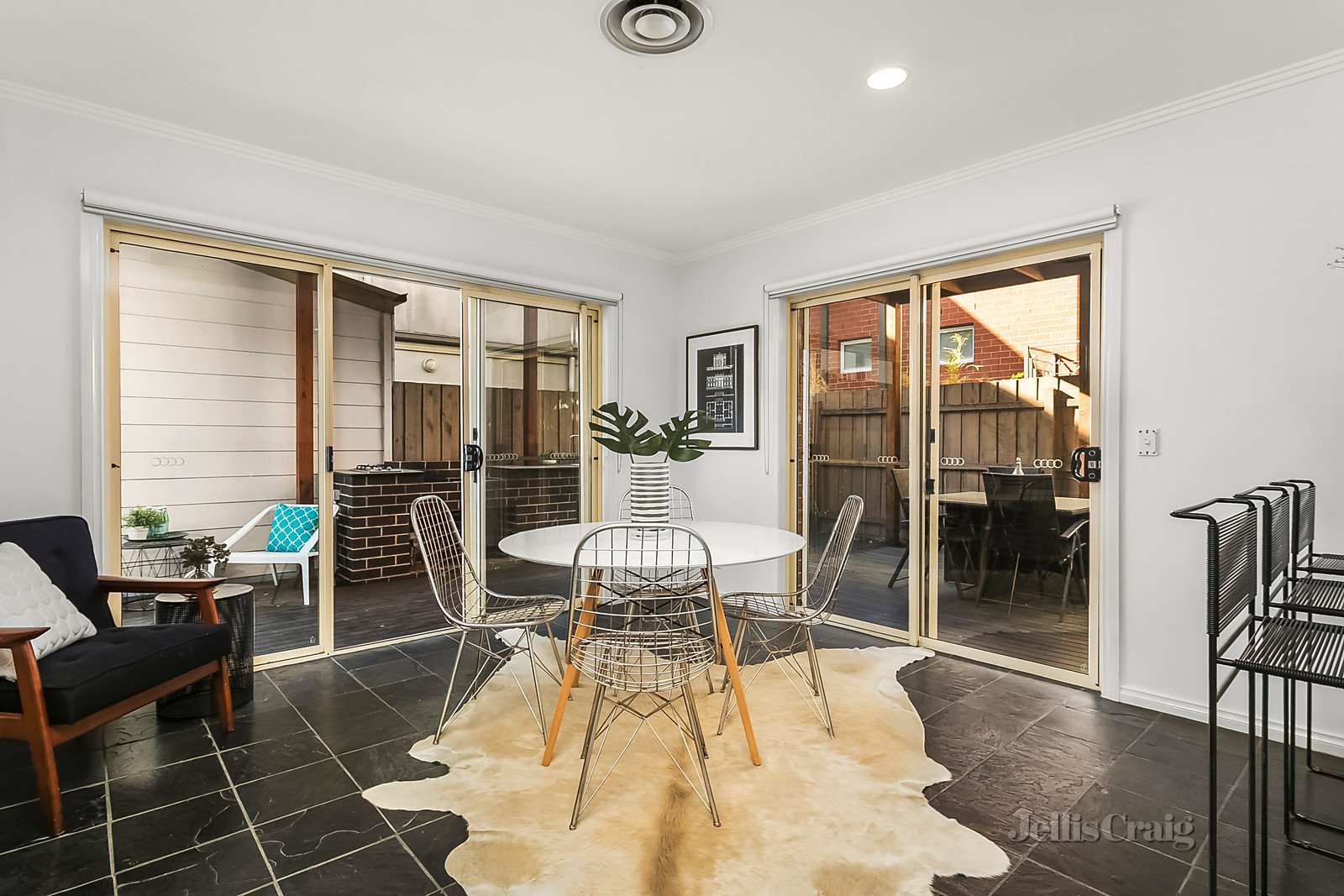 82 Newman Street, Kensington image 3