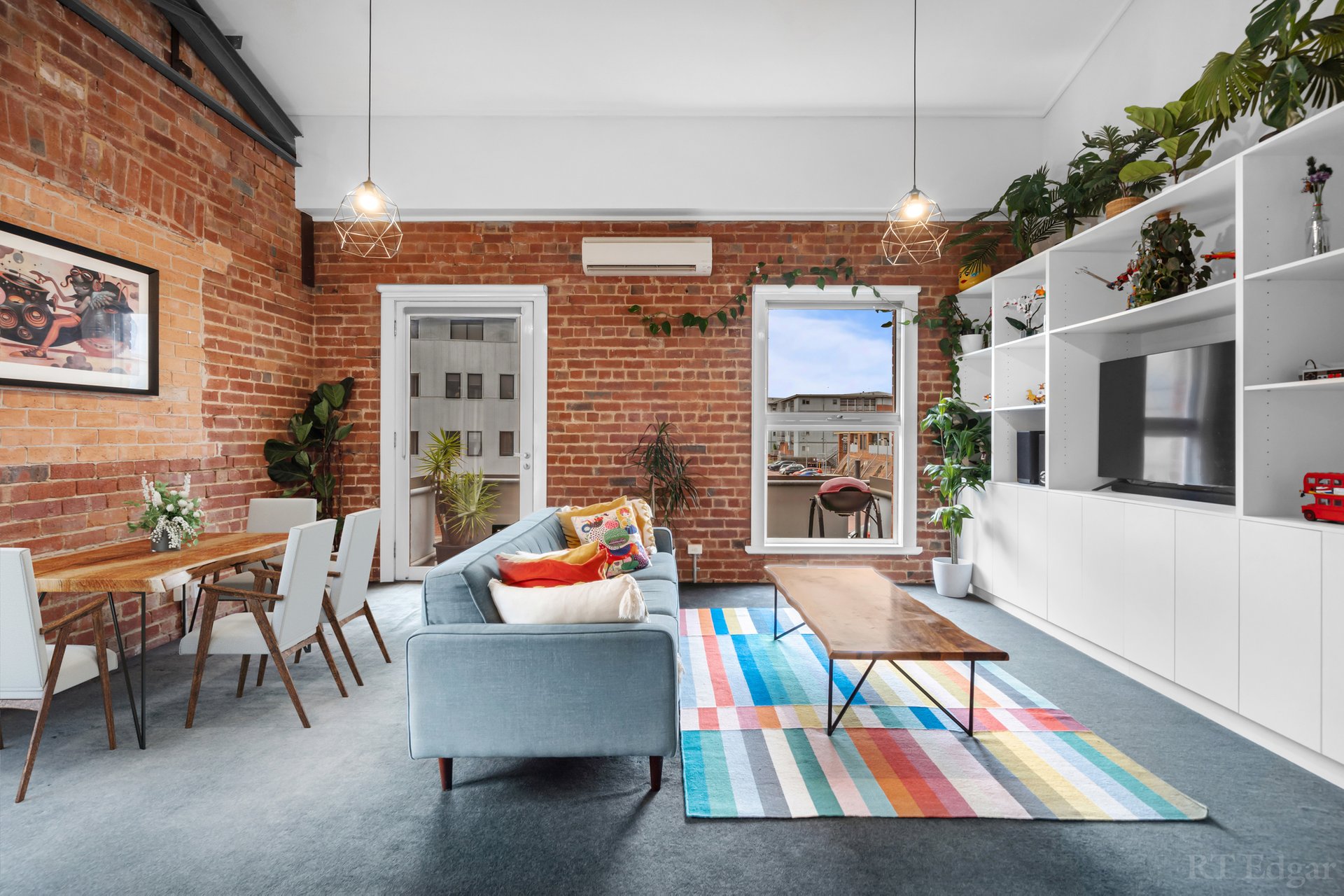 Property Gallery - Main Image