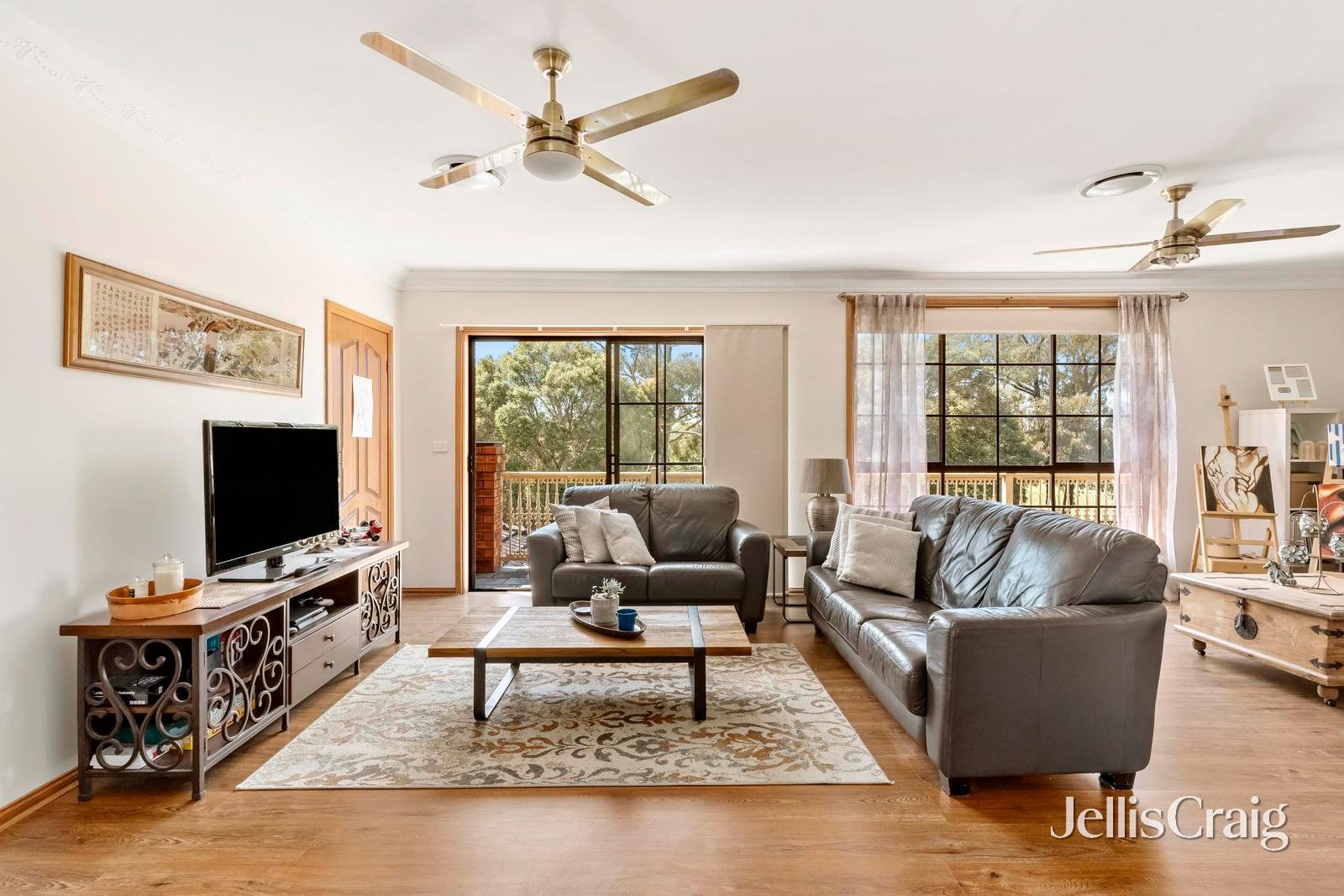 82 Riviera Road, Avondale&nbsp;Heights image 6