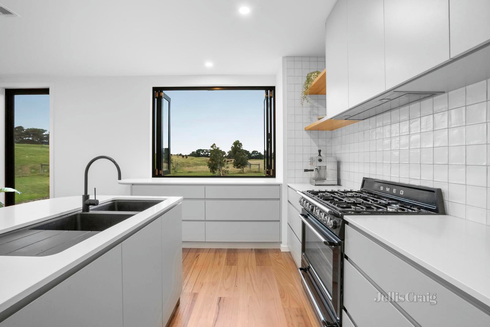 82 Samphire Drive, Connewarre image 3