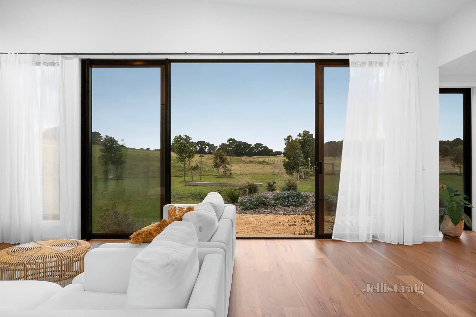 82 Samphire Drive, Connewarre image 4