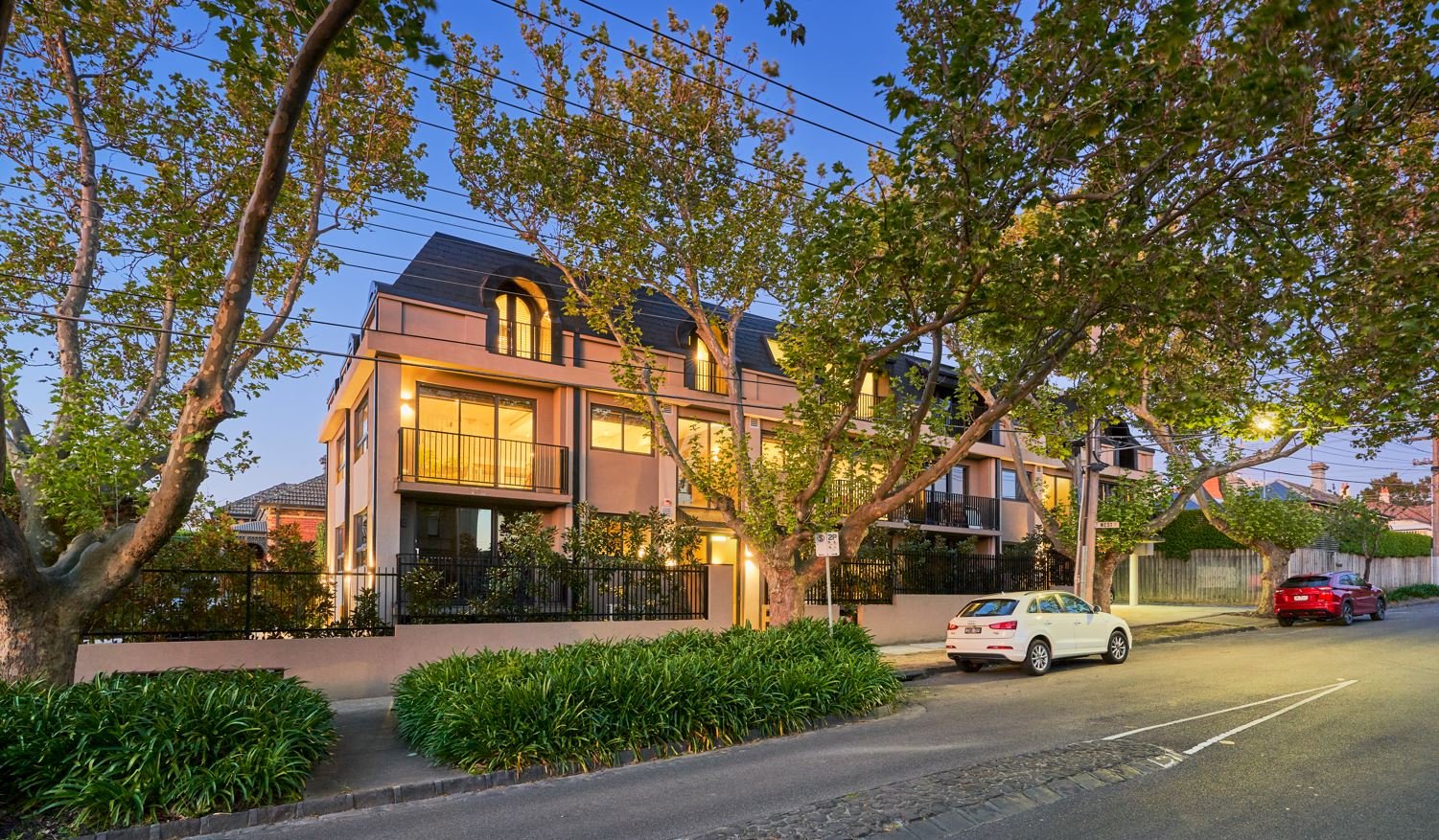 Property Gallery - Main Image