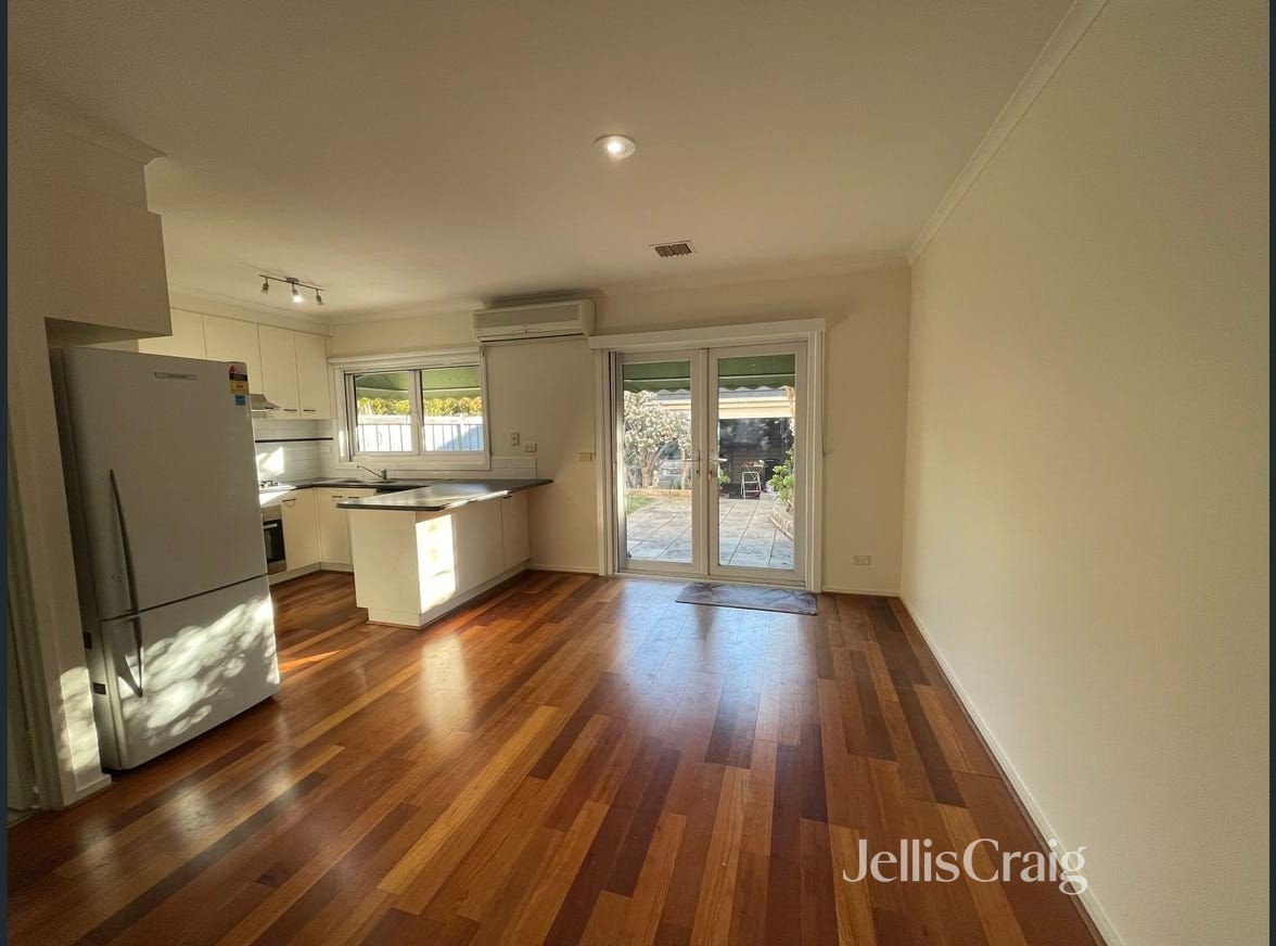 82 Stockmans Way, Kensington image 3