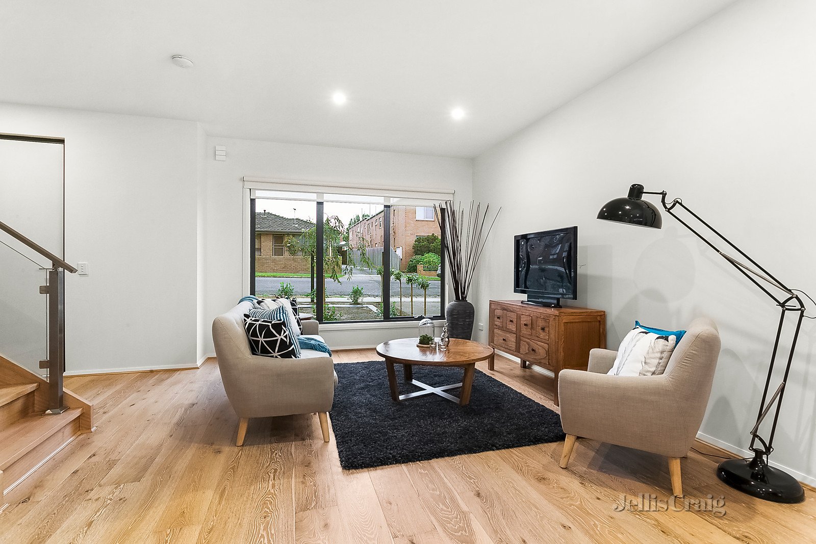 82 Tennyson Street, Essendon image 3