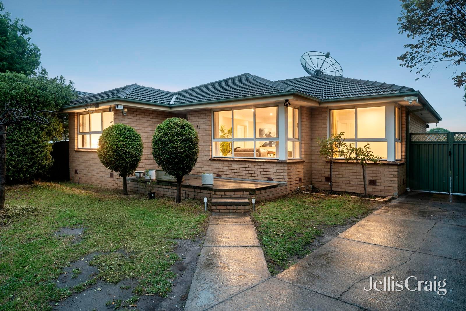 82 Turner Road, Highett image 1