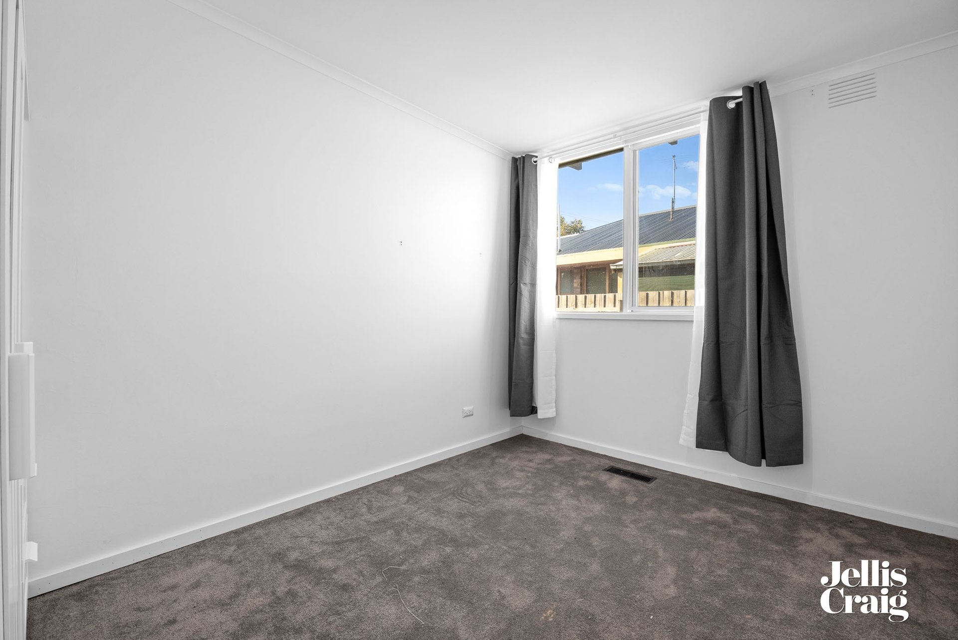 82 Wangarra Road, Frankston image 8