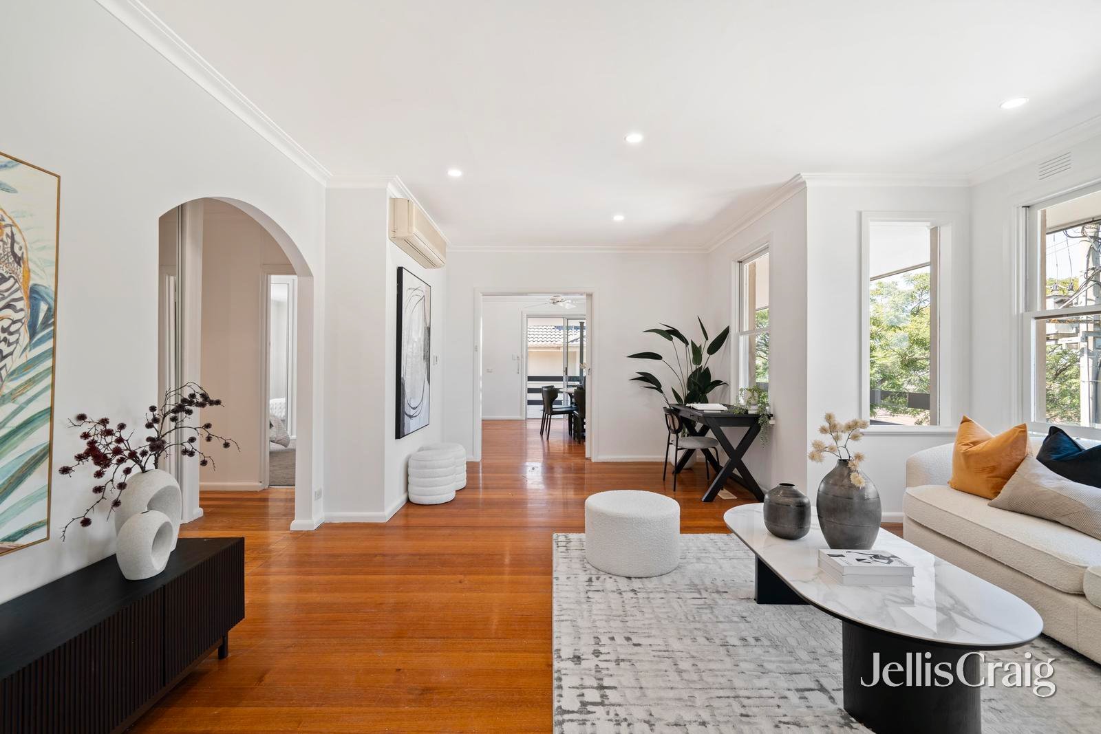 82 Whittens Lane, Doncaster image 2